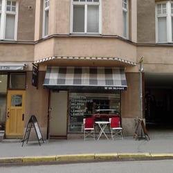 SIS. Deli & Café