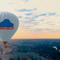 Santa Barbara IT Solutions - Reach for the Sky, Where Your Possibilities are Limitless.
#santabarbara #americanriviera #limitless #beachlife #luxury #richlifestyle #sky