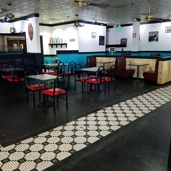 Beach Bum Barbecue - dining area - Barbeque Near Me - Indianapolis, Indiana