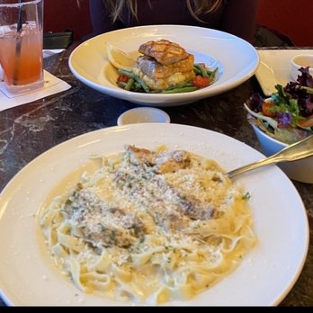 Grand Lux Cafe - American Near Me - Paramus, New Jersey