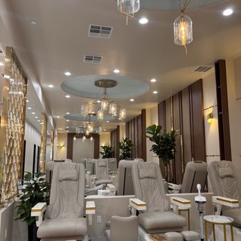 D'vine Nail Lounge and Head Spa - Nail Salons Near Me - Monrovia, California D'vine Nail Lounge and Head Spa - Nail Salons Near Me - Monrovia, California