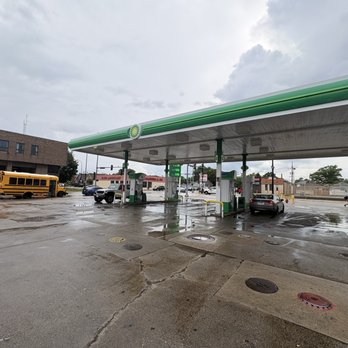 bp - Exit facing SouthWest - Gas Stations Near Me - Cicero, Illinois