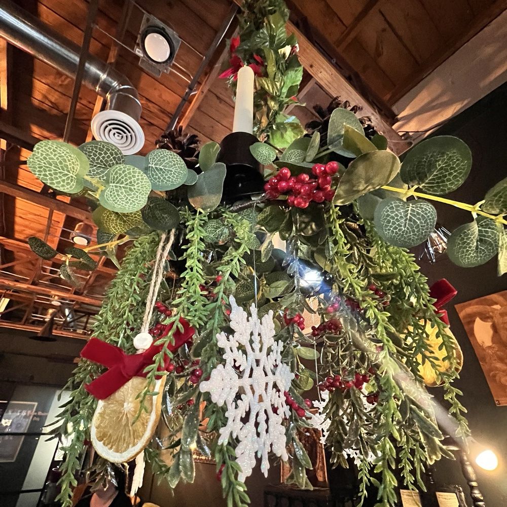 Hemlock Fox - Beautifully decorated for the holidays. - Bars Near Me - Denton, Texas