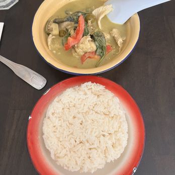 Krob Kreung Krob Ros - lunch combo - Thai Near Me - Astoria, New York