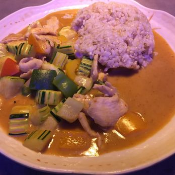 Ahi Asian Bistro - Sushi Bars Near Me - Tampa, Florida