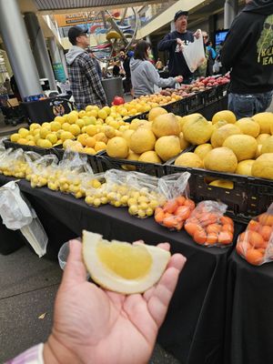Downtown Summerlin Farmers Market by null