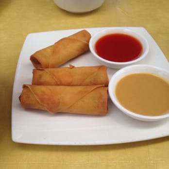 Nomad Asian Bistro - Vegetable roll - free w/ Yelp check-in - Chinese Near Me - Long Beach, California