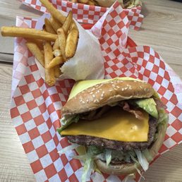 Avocado bacon cheeseburger Cheeseburger Avocado bacon cheeseburger Cheeseburger