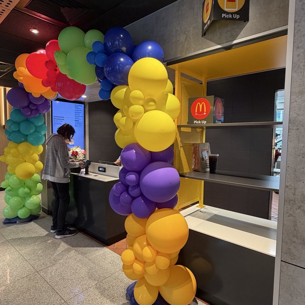 McDonald's - New Front counter & Delivery station - Fast Food Near Me - Los Angeles, California McDonald's - New Front counter & Delivery station - Fast Food Near Me - Los Angeles, California