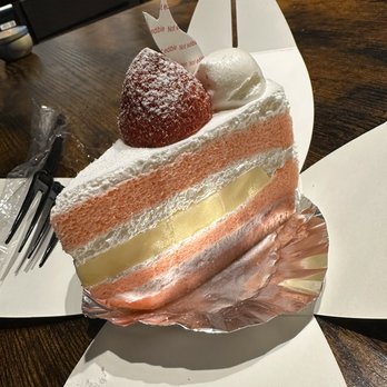 85°C Bakery Cafe-Austin Airport - Coffee & Tea Near Me - Austin, Texas
