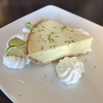 Claw & Hammer  - Key lime pie - Seafood Near Me - Newport, Rhode Island