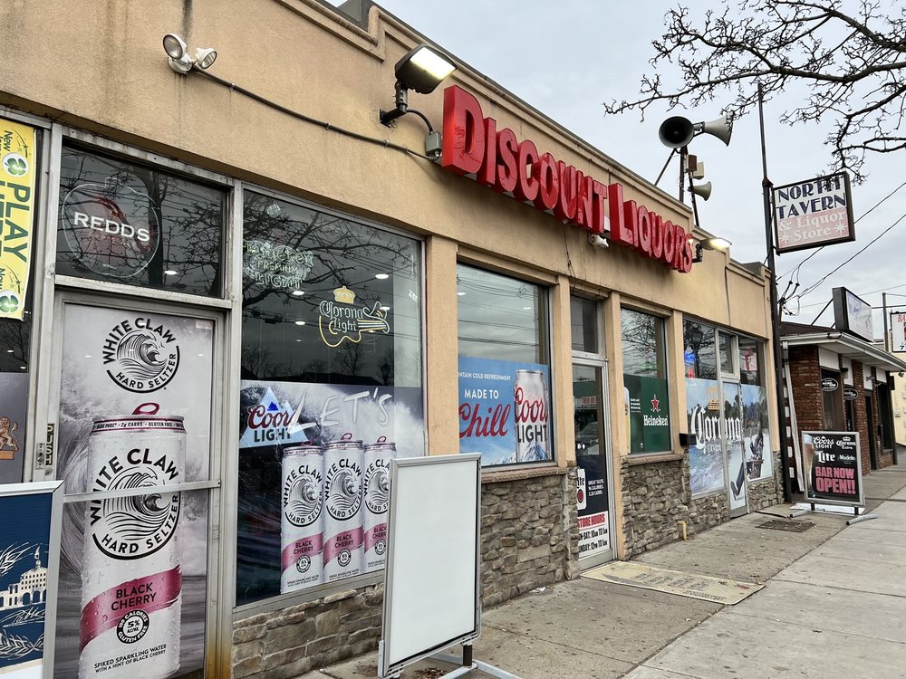 NORTH TAVERN & LIQUOR STORE Updated October 2024 252 North Ave