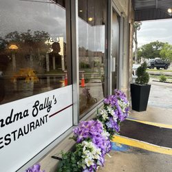Grandma Sally's - Outside