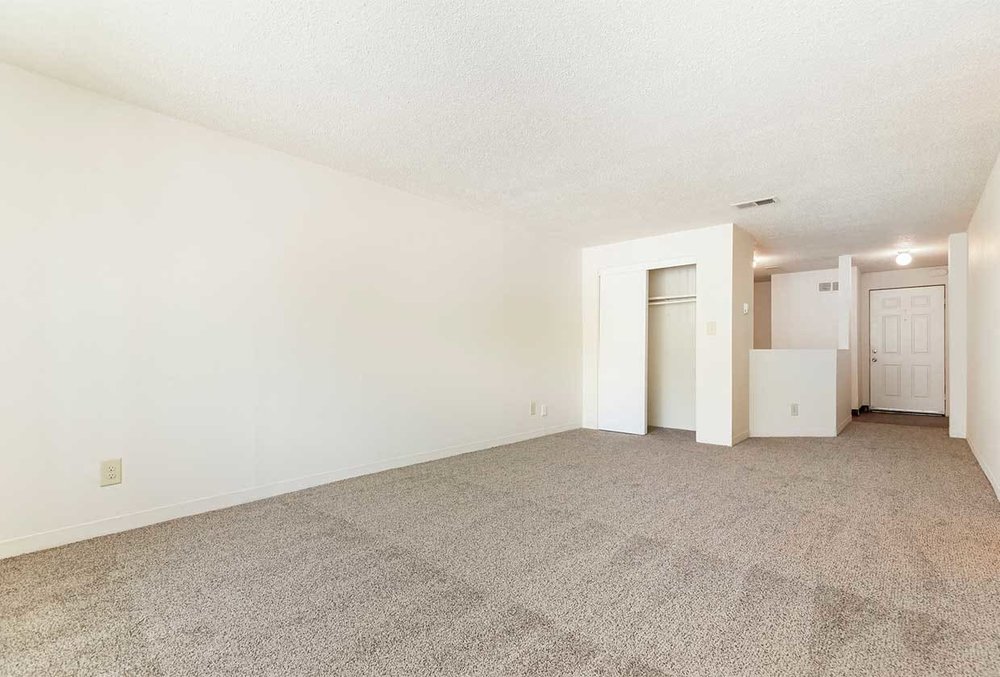 WALDO HEIGHTS Updated April 2024 17 Photos 8101 Campbell St, Kansas City, Missouri