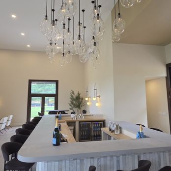 Petit Domaine - Wineries Near Me - Hillsboro, Virginia Petit Domaine - Wineries Near Me - Hillsboro, Virginia