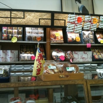 Fugetsu-Do - Candy Stores Near Me - Los Angeles, California
