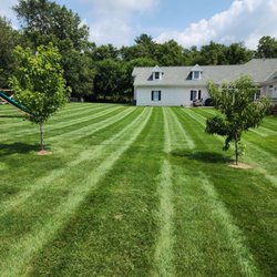 Rovak Turf - Fertilization and weed control