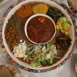 Ras Dashen Ethiopian Cuisine - Vegetarian combo with Doro Wat in the center