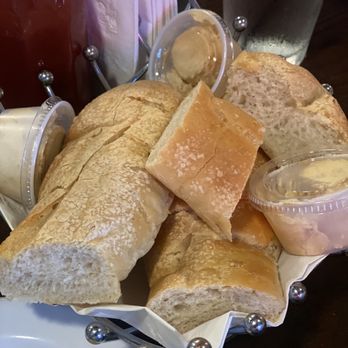 Harbor House - Bread - Seafood Near Me - Detroit, Michigan