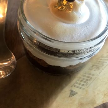 Tout Suite - S'mores pot - Cafes Near Me - Houston, Texas Tout Suite - S'mores pot - Cafes Near Me - Houston, Texas