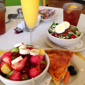 The Lunch Box - Ham and Cheddar Quiche, side Spinach Salad, Fruit and a Sunday Mimosa - New American Near Me - Fort Worth, Texas The Lunch Box - Ham and Cheddar Quiche, side Spinach Salad, Fruit and a Sunday Mimosa - New American Near Me - Fort Worth, Texas