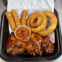 House of Wings - KIDS CHICKEN TRIO