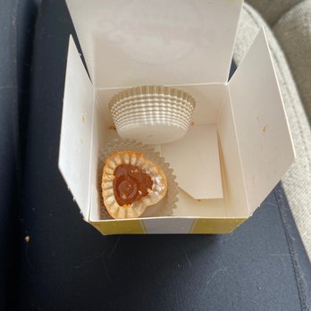 Schubert's Bakery - Marzipan petit four( or something like that) - Bakeries Near Me - San Francisco, California