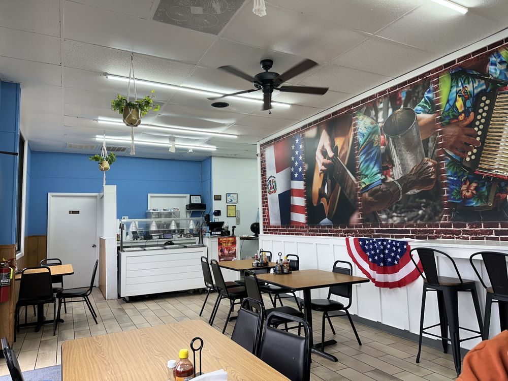 Bachata Caribbean Bar & Grill
