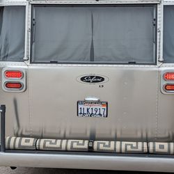 Marathon Texas - Looks like someone from Cali found Marathon