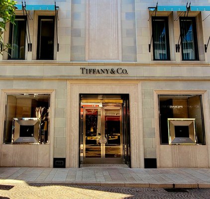 Tiffany & Co. by null