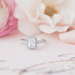 Shelton Jewelers - Mars:  classic halo collection
