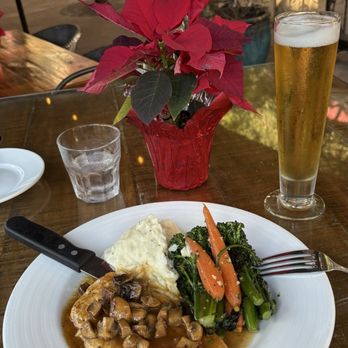 Mizza - Chicken Marsala and draft peroni - Italian Near Me - Santa Barbara, California Mizza - Chicken Marsala and draft peroni - Italian Near Me - Santa Barbara, California
