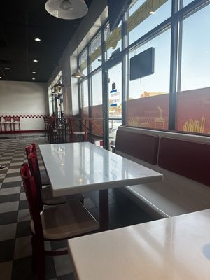 California Burgerz by null