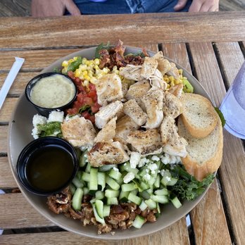 Sunset Pointe - Sunset salad with chicken - Bars Near Me - Fairhope, Alabama Sunset Pointe - Sunset salad with chicken - Bars Near Me - Fairhope, Alabama