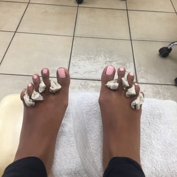 Spa Lounge - Nail Salons Near Me - Beverly Hills, California