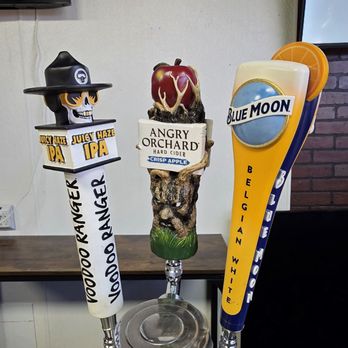 BWP - Pizza Island - Blue Moon, Angry Orchard and Voodoo Ranger on tap - Pizza Near Me - Murrieta, California BWP - Pizza Island - Blue Moon, Angry Orchard and Voodoo Ranger on tap - Pizza Near Me - Murrieta, California