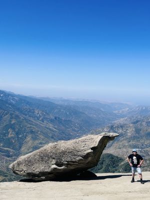 Sequoia & Kings Canyon National Parks by null