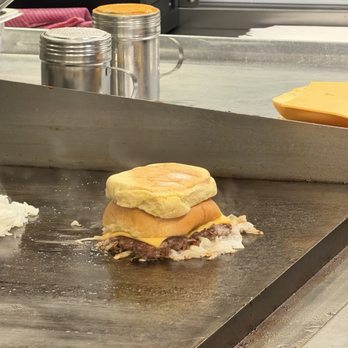Hamburger America - Burgers Near Me - New York, New York