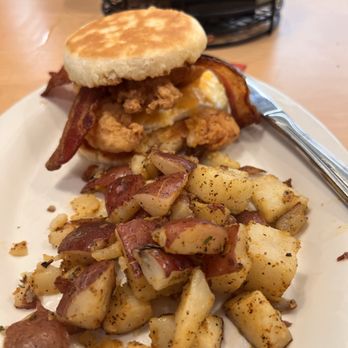 Eggs Up Grill - Chicken Biscuit Club - Breakfast & Brunch Near Me - Milton, Georgia