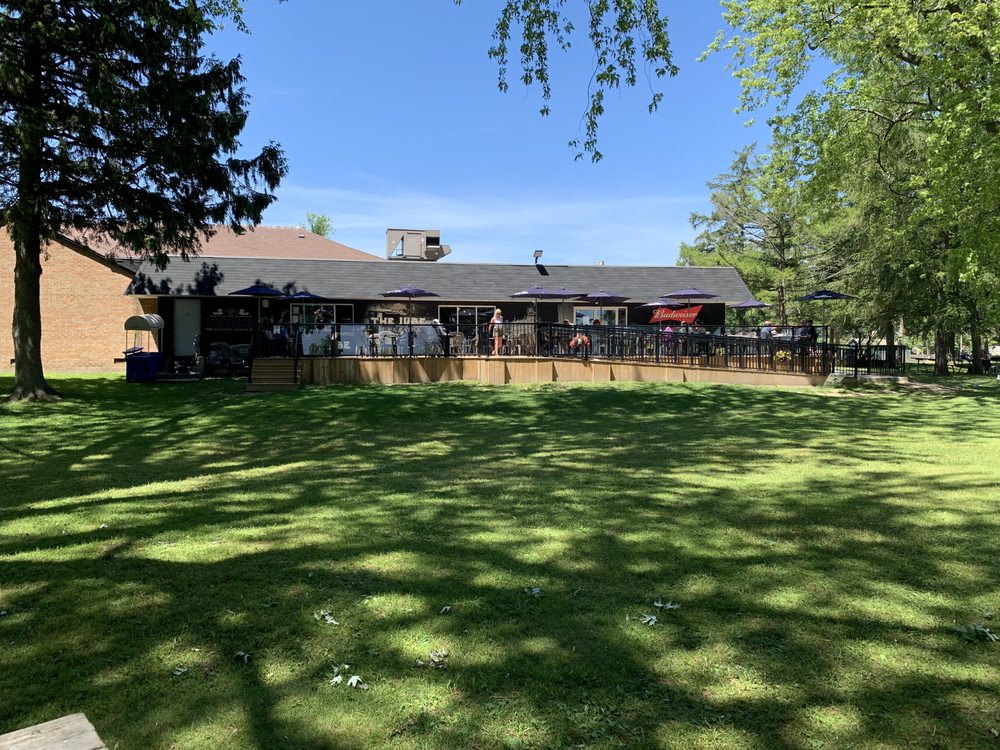 THE JUBE PUB & PATIO 17 Photos 55 Lakeview Park Avenue, Oshawa