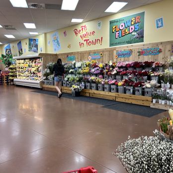 Trader Joe's - Flowers - Grocery Near Me - Orlando, Florida