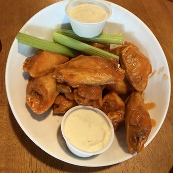 Abenaki Trail - Mild buffalo wings $16 - American Near Me - North Conway, New Hampshire Abenaki Trail - Mild buffalo wings $16 - American Near Me - North Conway, New Hampshire