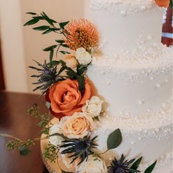 BB's Unique Cupcake Boutique and Custom Cakes