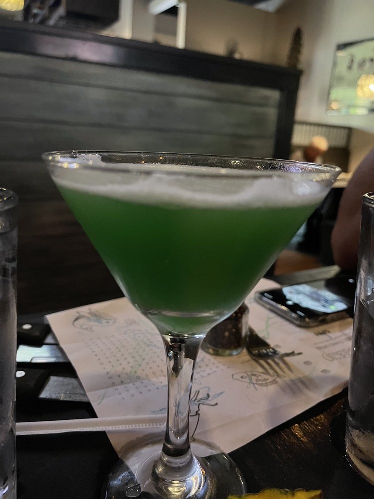 Shuckers Oyster Bar & Grill