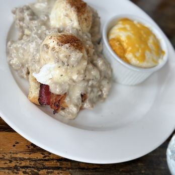 The Bee & the Biscuit - Cowboy Benedict - Breakfast & Brunch Near Me - Virginia Beach, Virginia