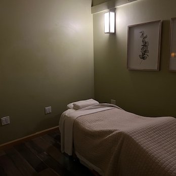 Touch To Heal Spa - treatment room - Massage Near Me - Campbell, California Touch To Heal Spa - treatment room - Massage Near Me - Campbell, California