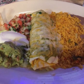 Guapo's Cocina & Bar - Chicken Burrito - Mexican Near Me - Gaithersburg, Maryland Guapo's Cocina & Bar - Chicken Burrito - Mexican Near Me - Gaithersburg, Maryland