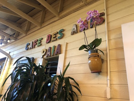 Café Des Amis by null