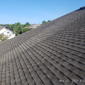 Keep It Clean Pressure Washing - Streaky Roof (Before) - Pressure Washers Near Me - St. Augustine, Florida