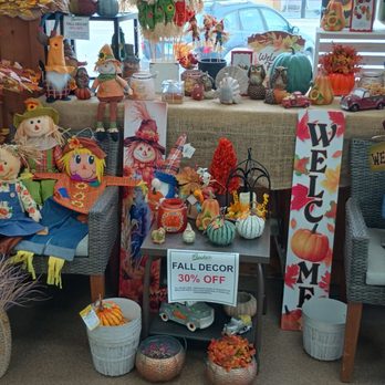 Pesche's Flowers - Fall merchandise at a discount - Nurseries & Gardening Near Me - Des Plaines, Illinois